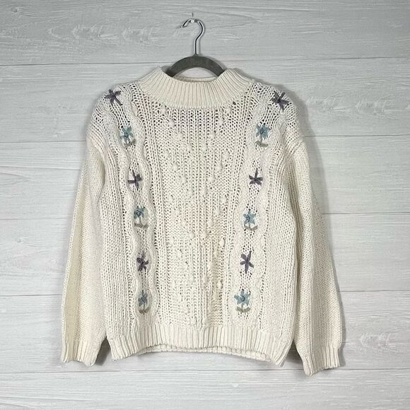 Vintage Hand Knit Mocked Sweater - Picture 1 of 11